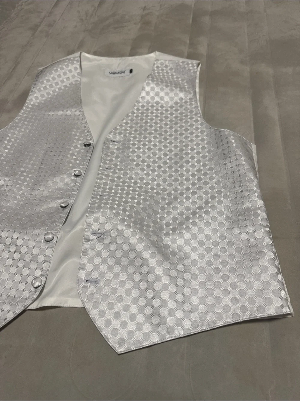 ***2/$15*** Joseph & Feiss Men's Silver Satin Polka Dot Vest